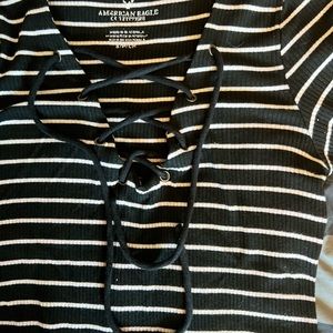 American eagle crop top shirt